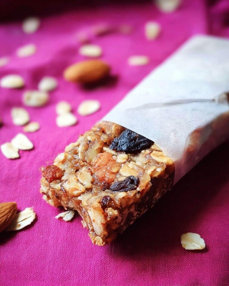 Cherry Almond Granola Bars Recipe
