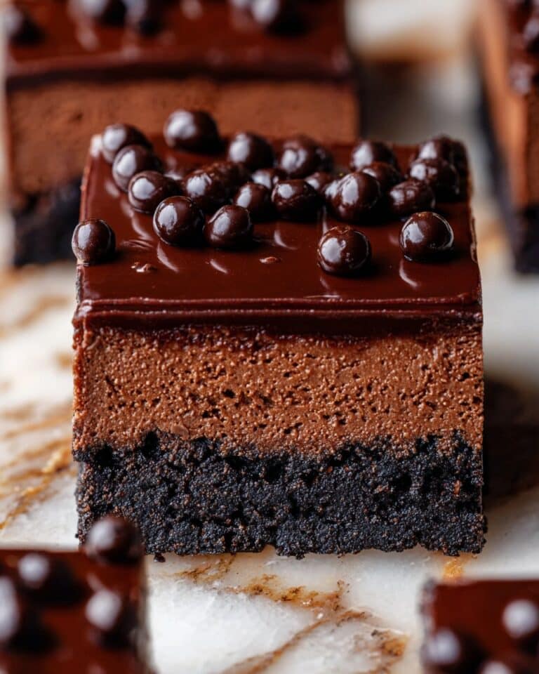 Chocolate Cheesecake Bars with Oreo Crust and Chocolate Ganache Recipe
