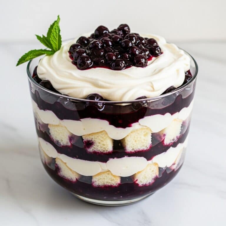 Easy Blueberry Cheesecake Trifle Recipe